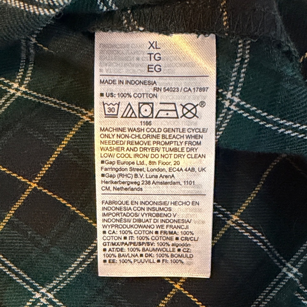 Old Navy Black & Dark Green Plaid Oversized Button-Down Shirt - Picture 6 of 6